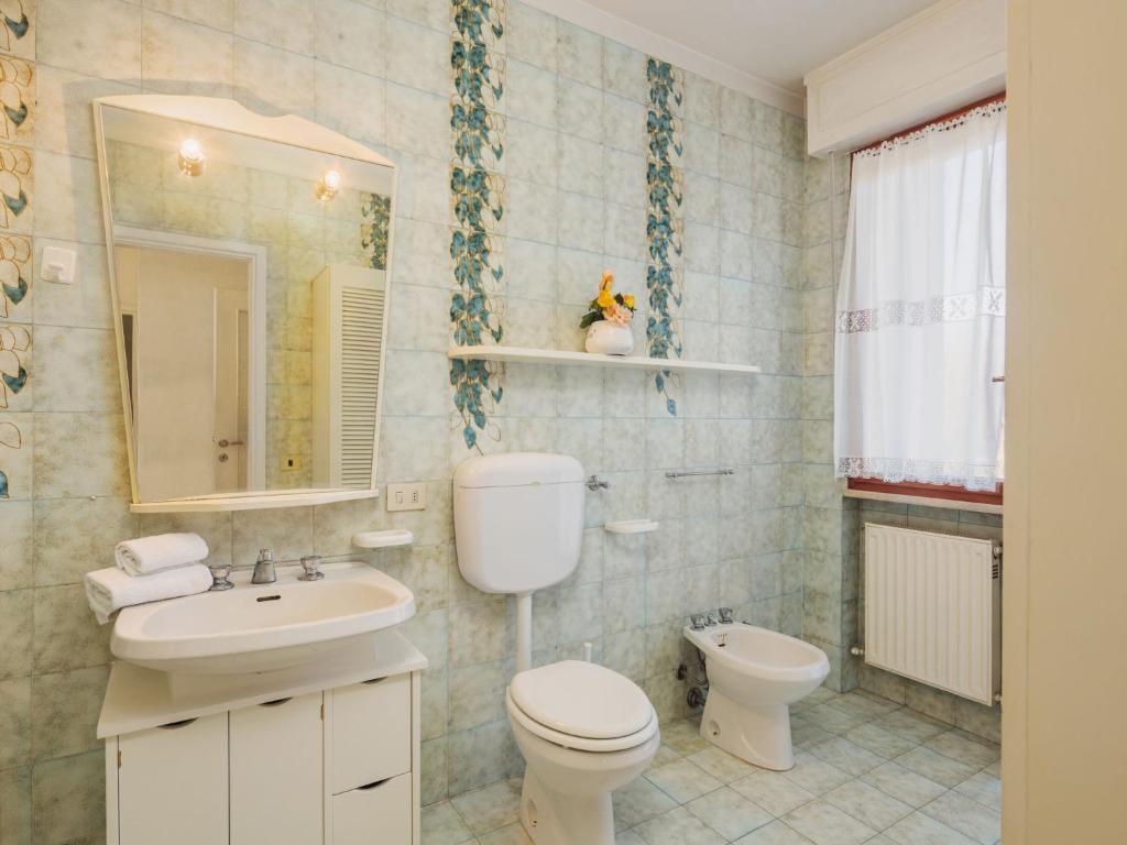 Kúpeľňa v ubytovaní Apartment La Rocchetta by Interhome