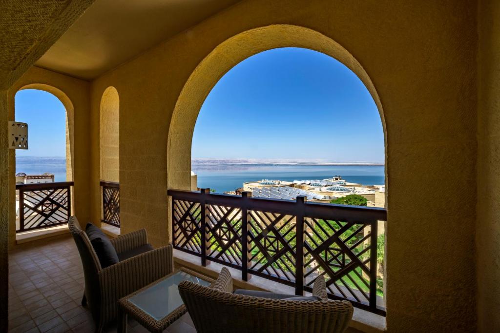 Dead Sea accommodation in Jordan with a calm resort setting