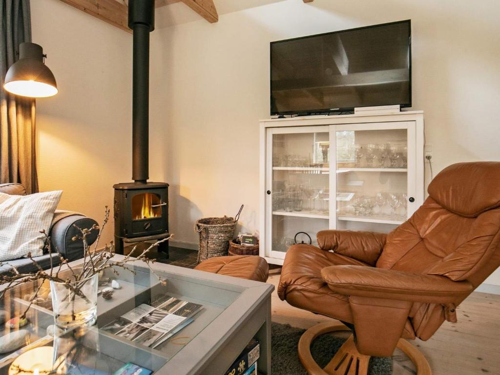 Posezení v ubytování 5 person holiday home in Millinge