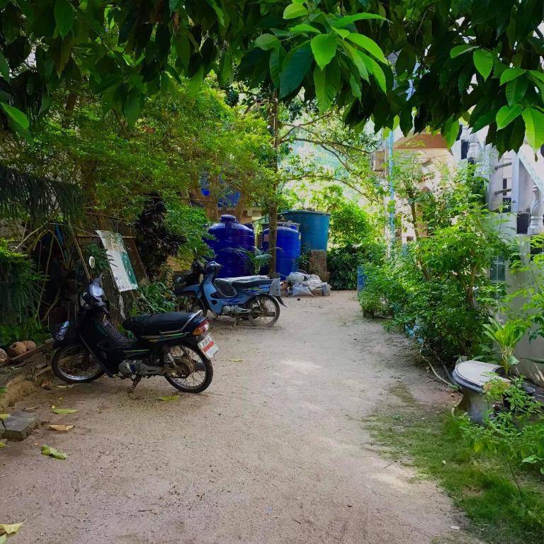 Zahrada ubytování TAMONWAN HOUSE Koh Tao