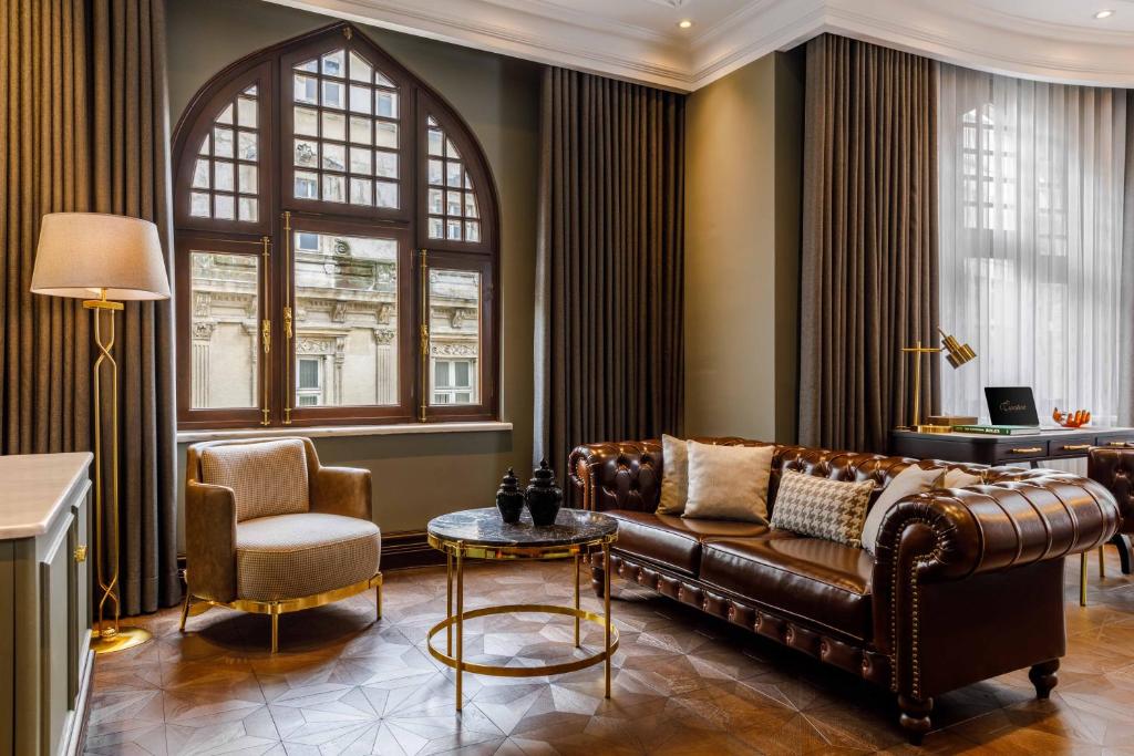 Uma área de estar em Cronton Design Hotel