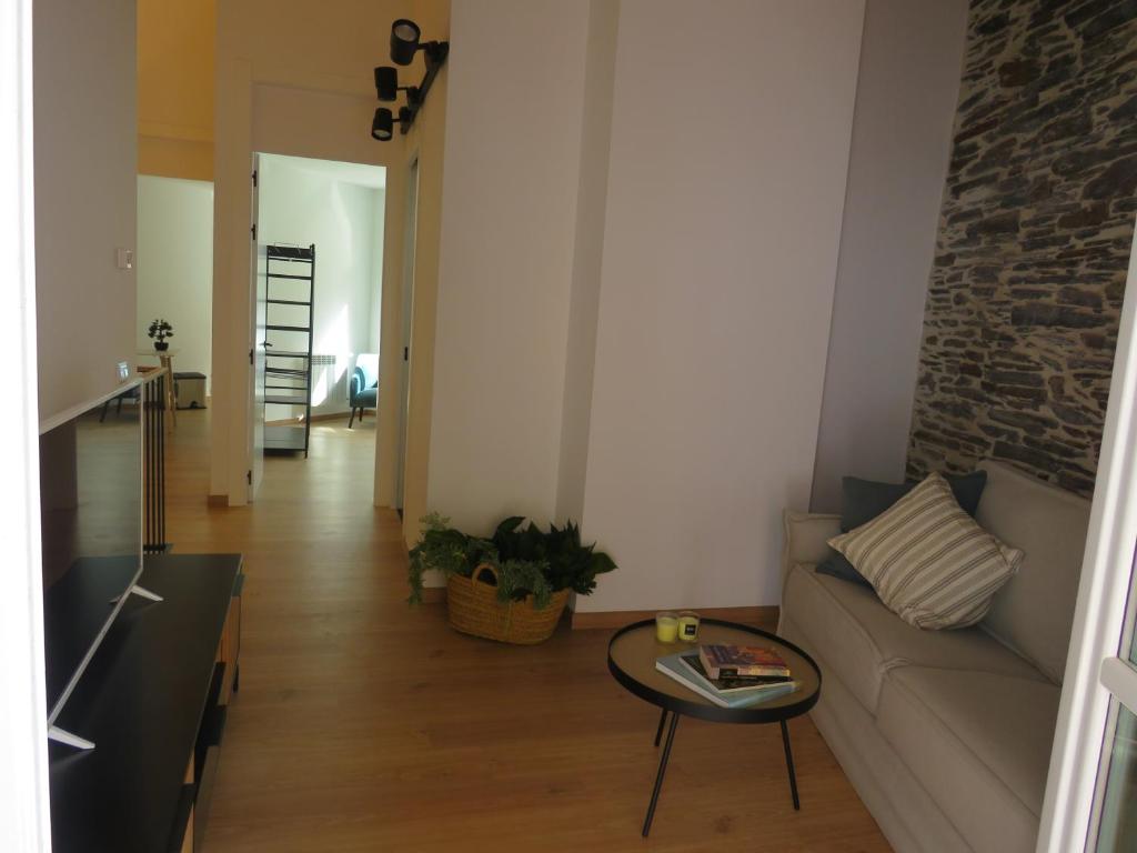 APARTAMENTOS ARMANYA 3 - 19