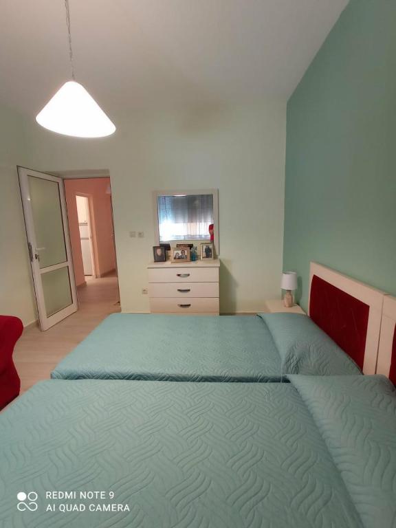 Port Side - 2BR Apartment - Center Location - Imazhi 11