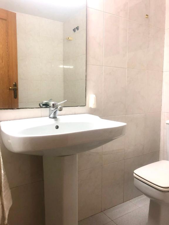 Romantic Room in shared Apartment, Valencia – Updated na 2022 ...