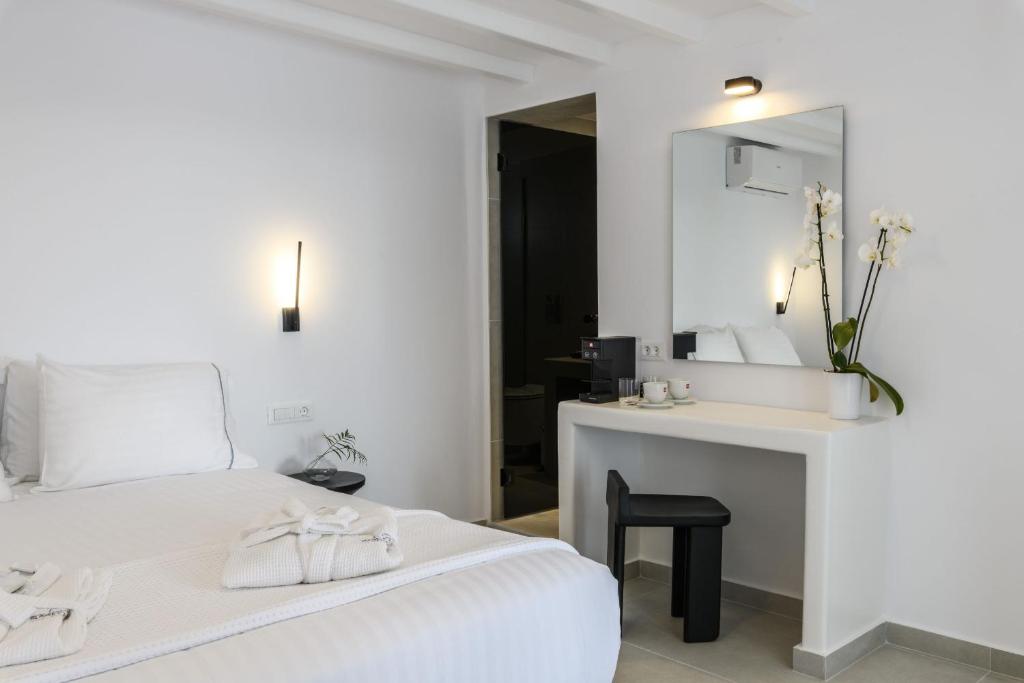 Sunset Windmills Suites - 9