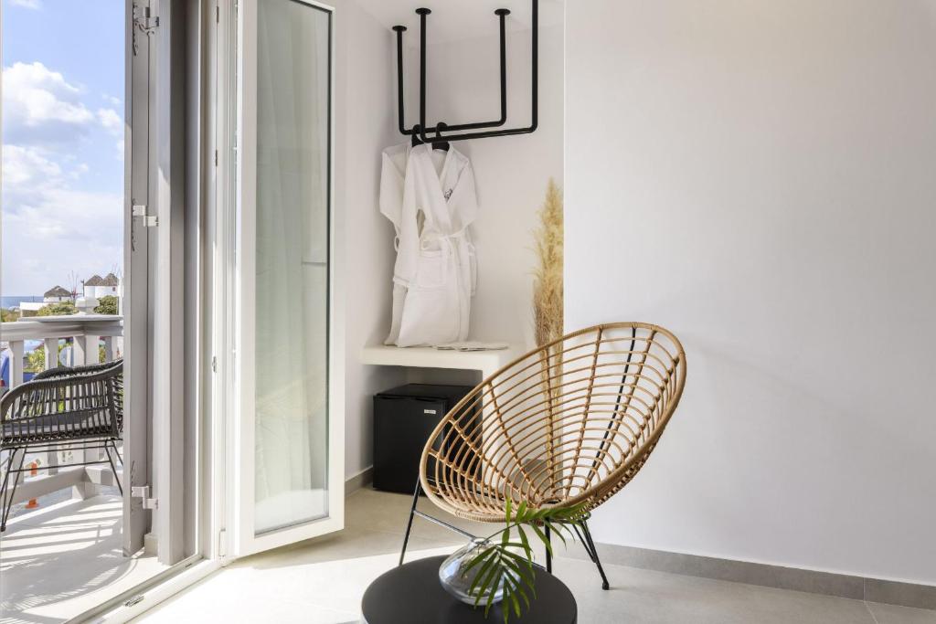 Sunset Windmills Suites - 12