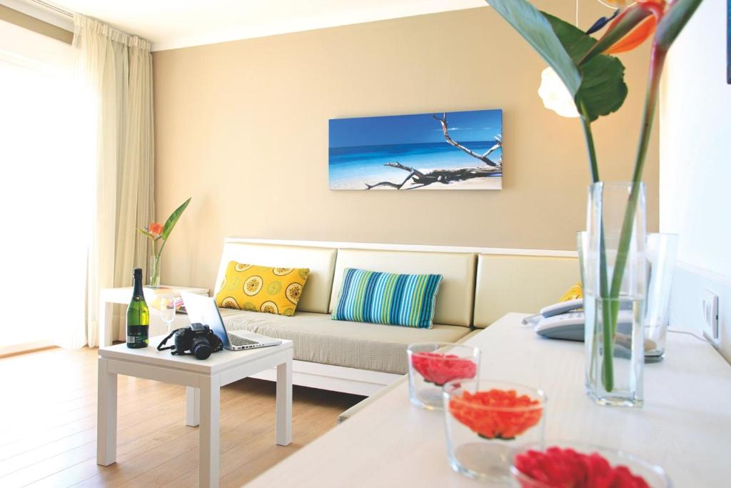 Apartamentos Bellamar, Port de Pollença – Bijgewerkte prijzen ...