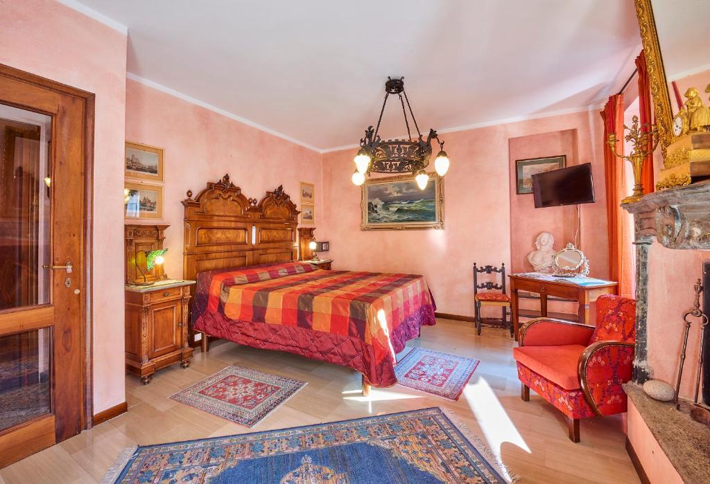 Televízia a/alebo spoločenská miestnosť v ubytovaní B&B - FORESTERIA - Frontelago Lake Como