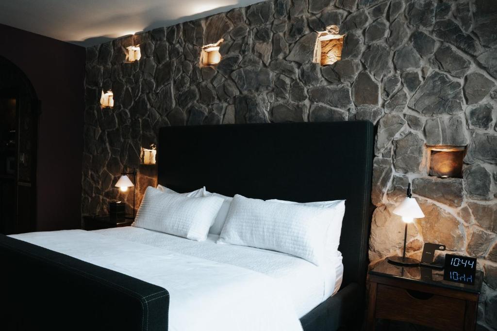 The Litchfield Inn - 