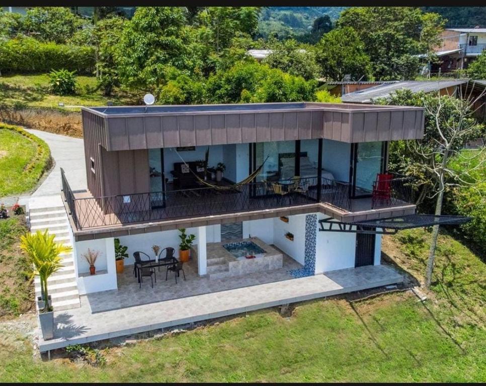 an overhead view of a house with a deck at BALCÓN DE SANTA MARÍA 2 in Dosquebradas