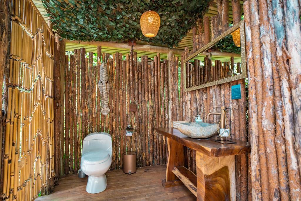 Koupelna v ubytování BubbleSky Glamping Guatapé