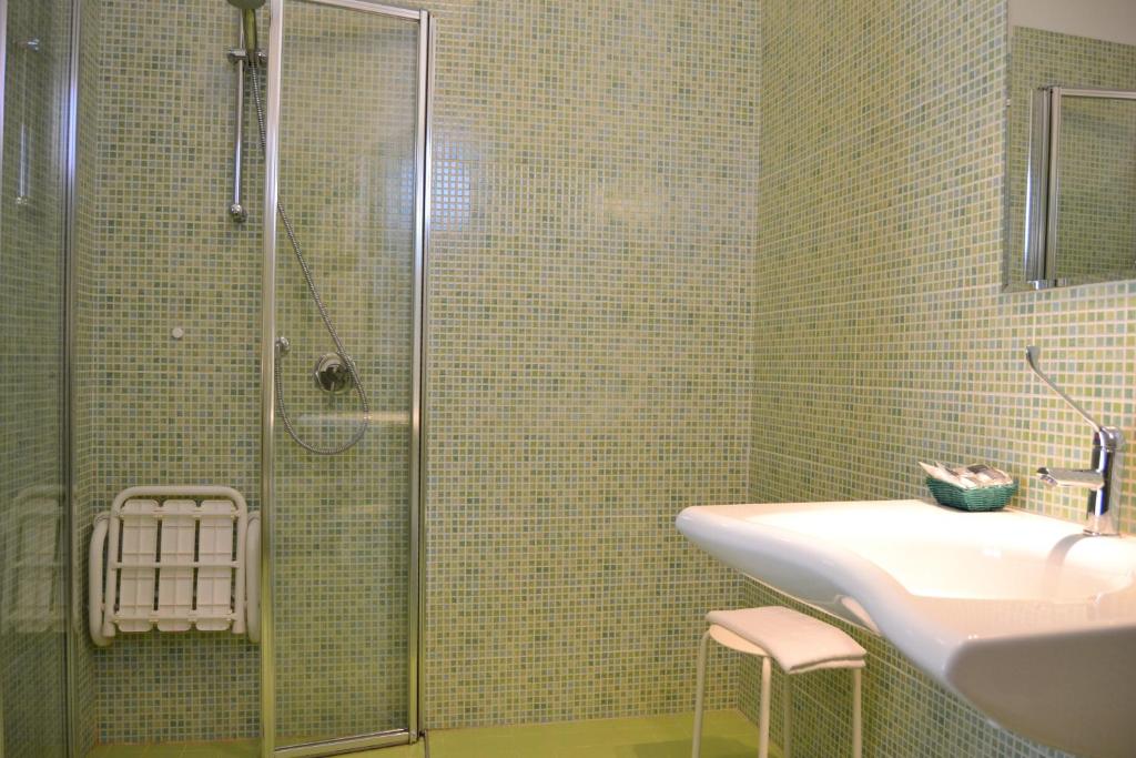 Łazienka w obiekcie Hotel Morena