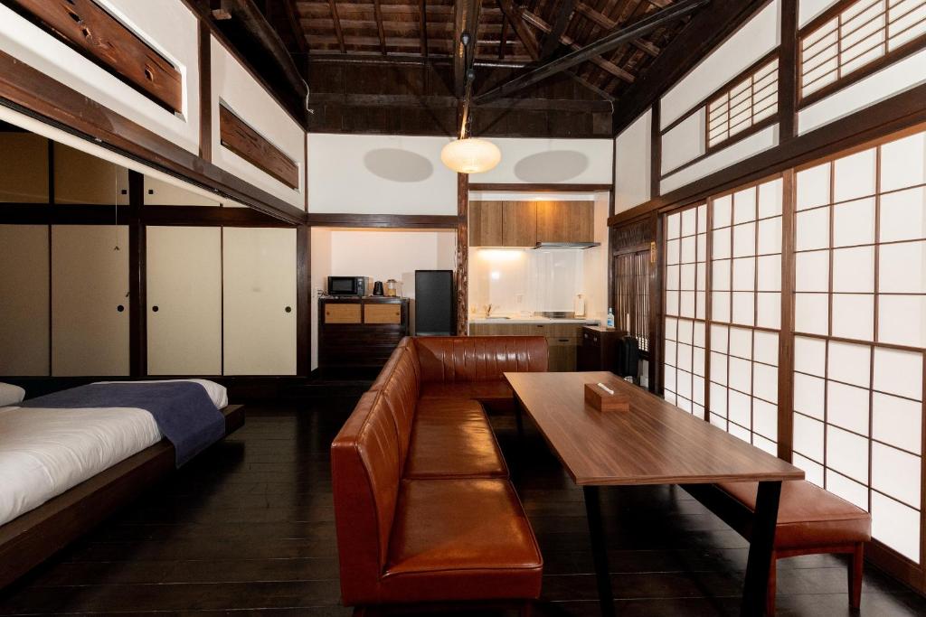 Kohaku AMBER Kamakura Zaimokuza Booking}