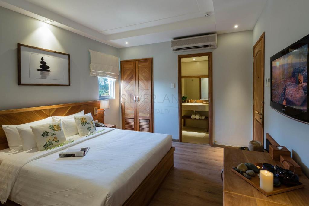 Phòng Deluxe Giường Đôi Với Trà Chiều