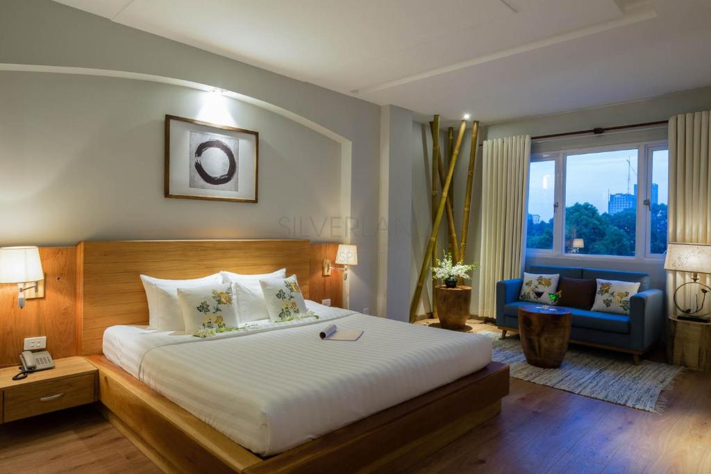 Suite Có Giường Cỡ King Kèm Trà Chiều
