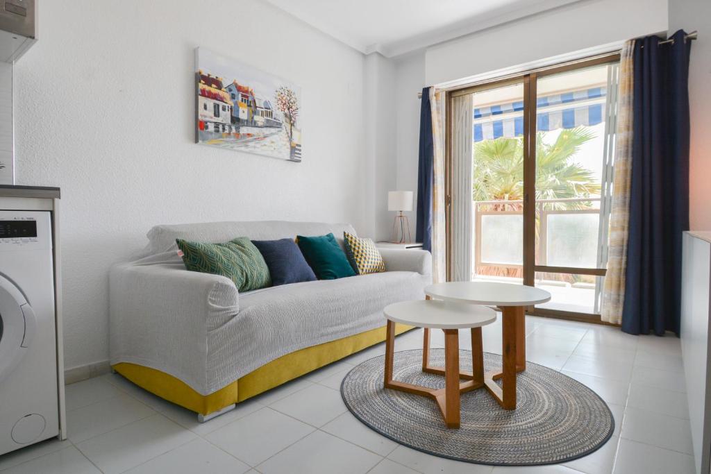 Apartment In Urb San Luis Tourist Rental Paco - Housity