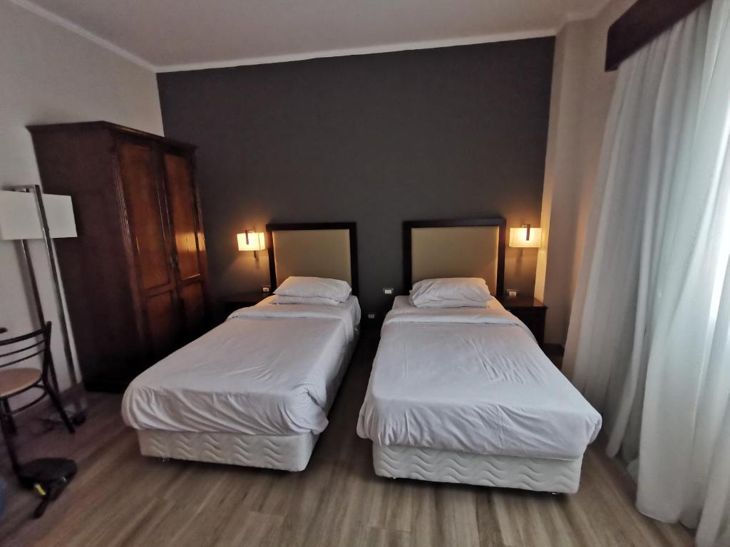 Green Plaza Inn - Double Room