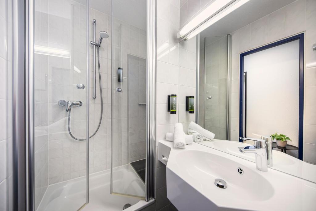 ACHAT Hotel Stuttgart Zuffenhausen - Resim 32