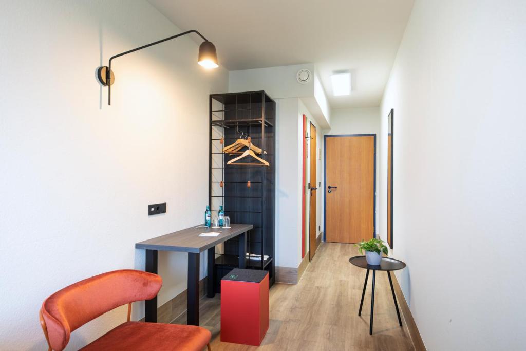 ACHAT Hotel Stuttgart Zuffenhausen - Resim 40