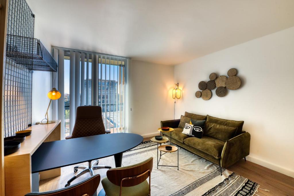 COWOOL AVIGNON - Resim 10