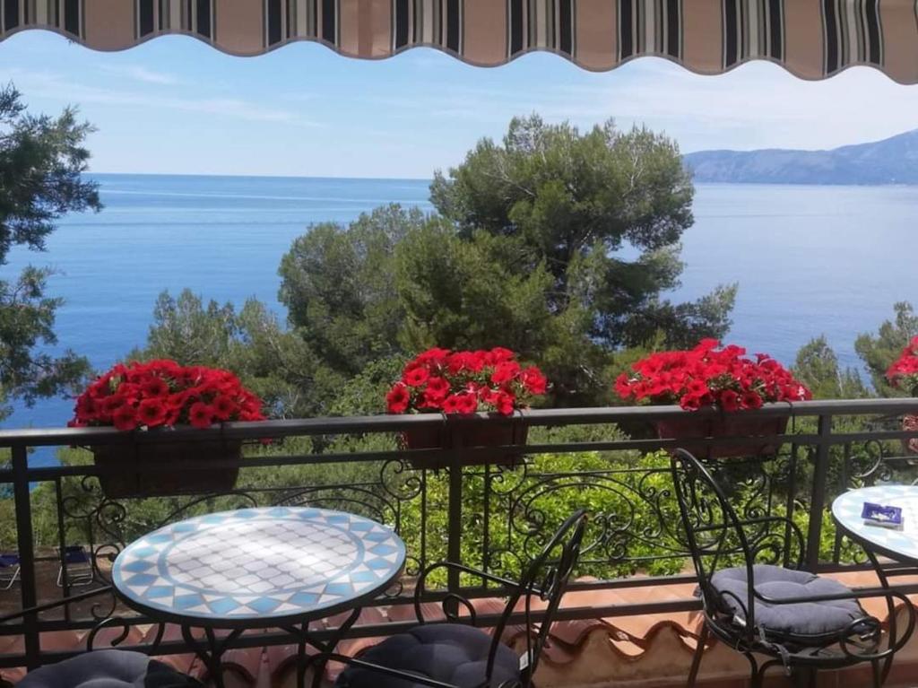 Un paisaje natural cerca of the bed and breakfast