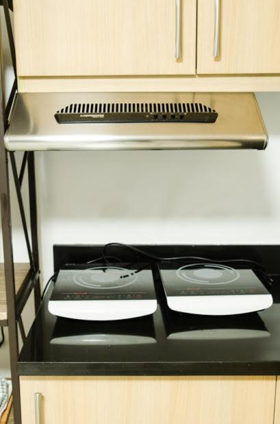 Prime Avant BGC Location Apartments by PH Staycation - Deluxe Studio