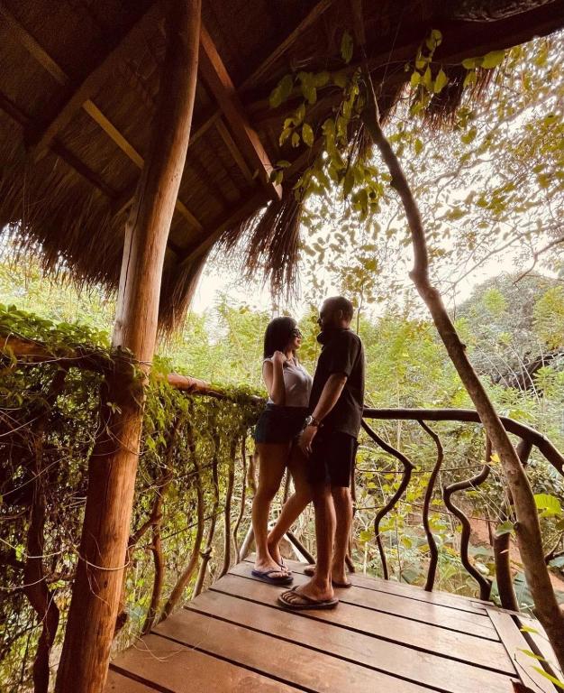 Habarana Tree House Ambasewana Resort - 4