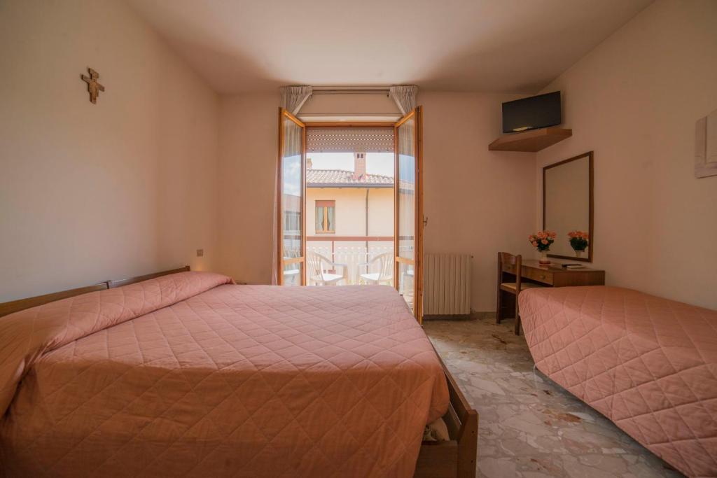 
Triple Room with Balcony
