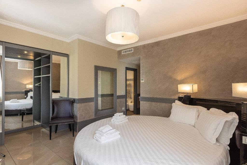 Hotel Castellino Roma - Deluxe Double Room