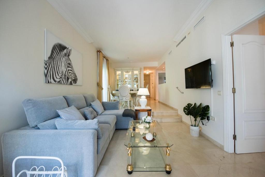 Fotografia z galérie ubytovania Spacious flat with pool in Marbella v Marbelli