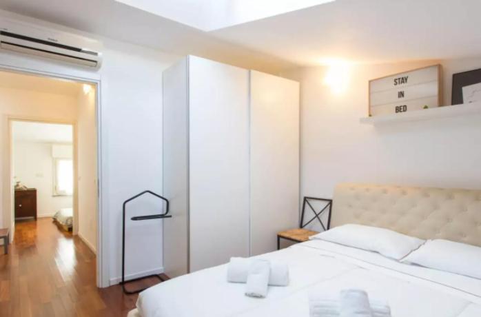 Posteľ alebo postele v izbe v ubytovaní Vintage apartment in Corvetto area