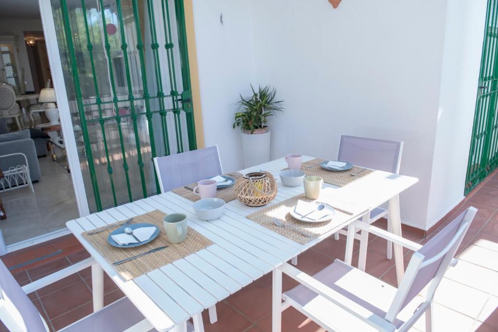 Fotografia z galérie ubytovania Spacious flat with pool in Marbella v Marbelli