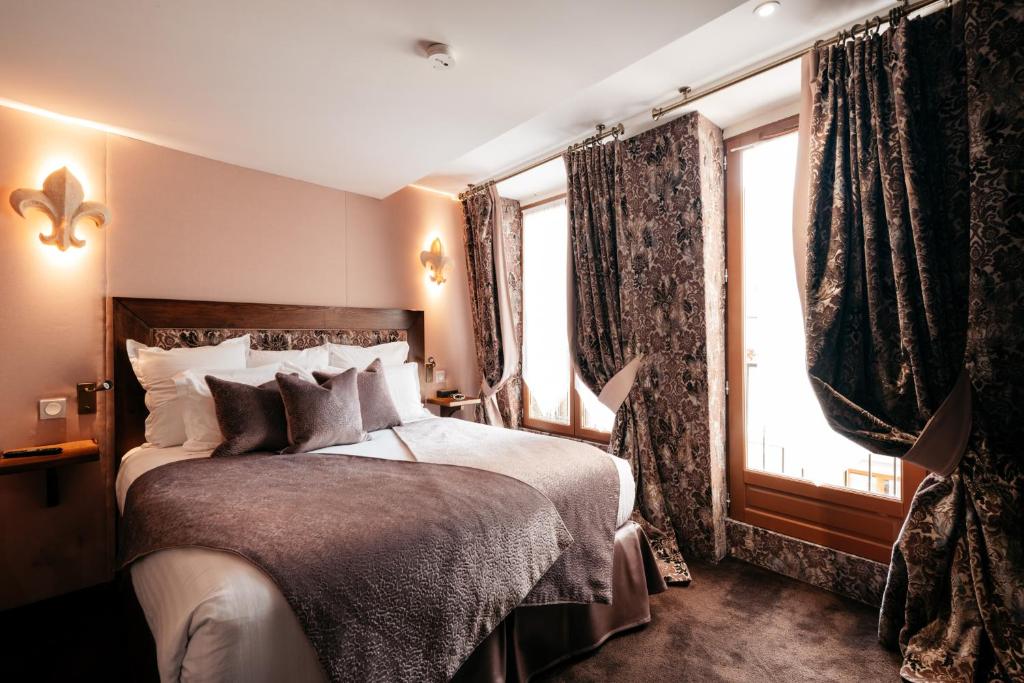 Le Temple De Jeanne - Resim 23