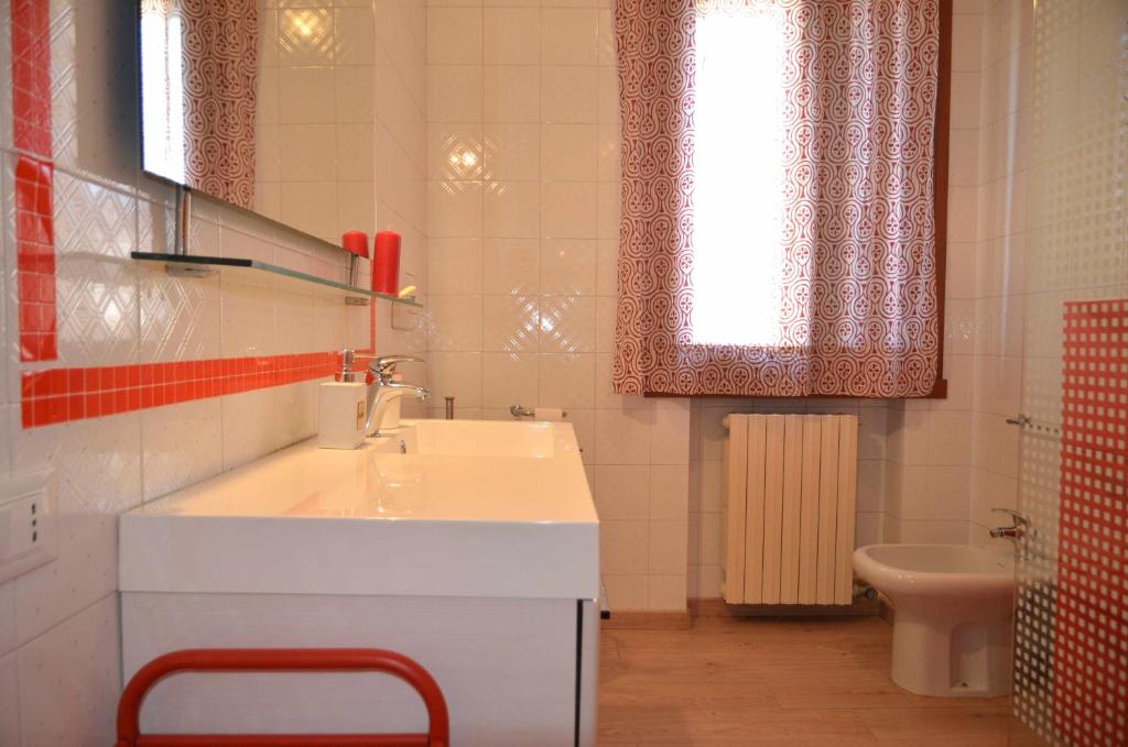 Łazienka w obiekcie Montello Apartment Noale