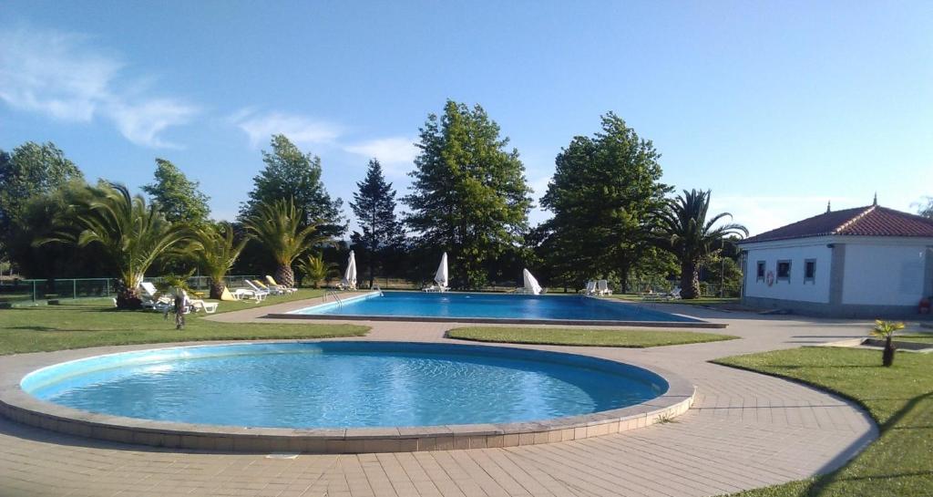 Bazén v ubytování INATEL Cerveira Hotel nebo v jeho okolí