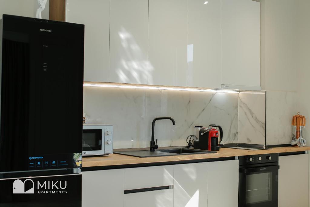 Miku Apartment - Lovely 1 Bedroom Spectacular View - Image 12