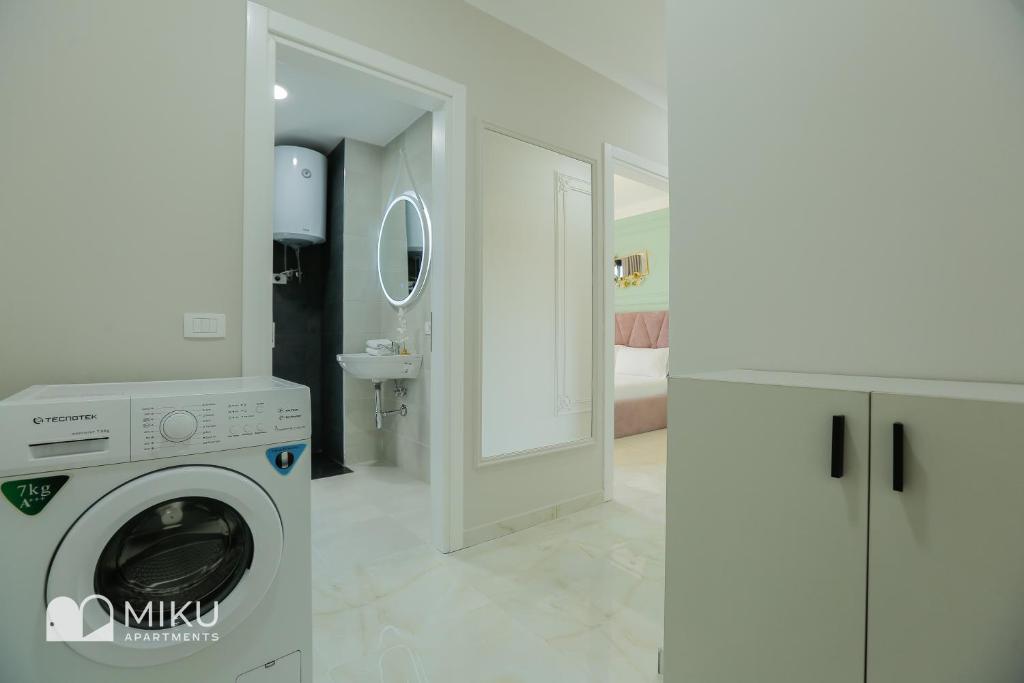 Miku Apartment - Lovely 1 Bedroom Spectacular View - Image 5