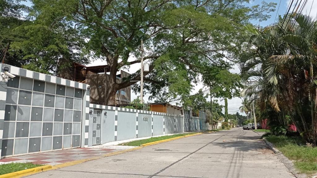 Foto dalla galleria di Real Guanacaste a San Pedro Sula