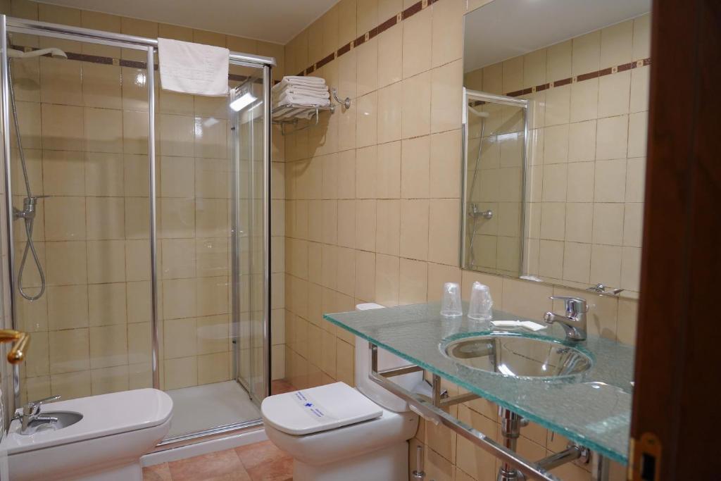 Koupelna v ubytování Apartamentos Xixerella Park Resort