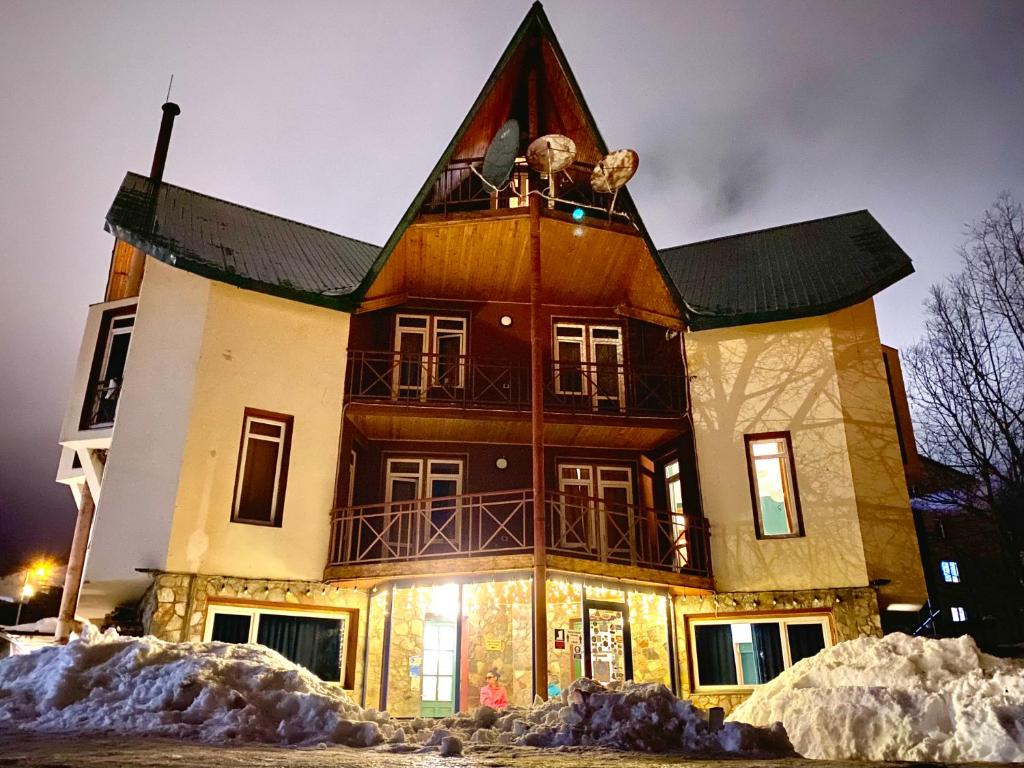 Budova, kde se hotel nachází