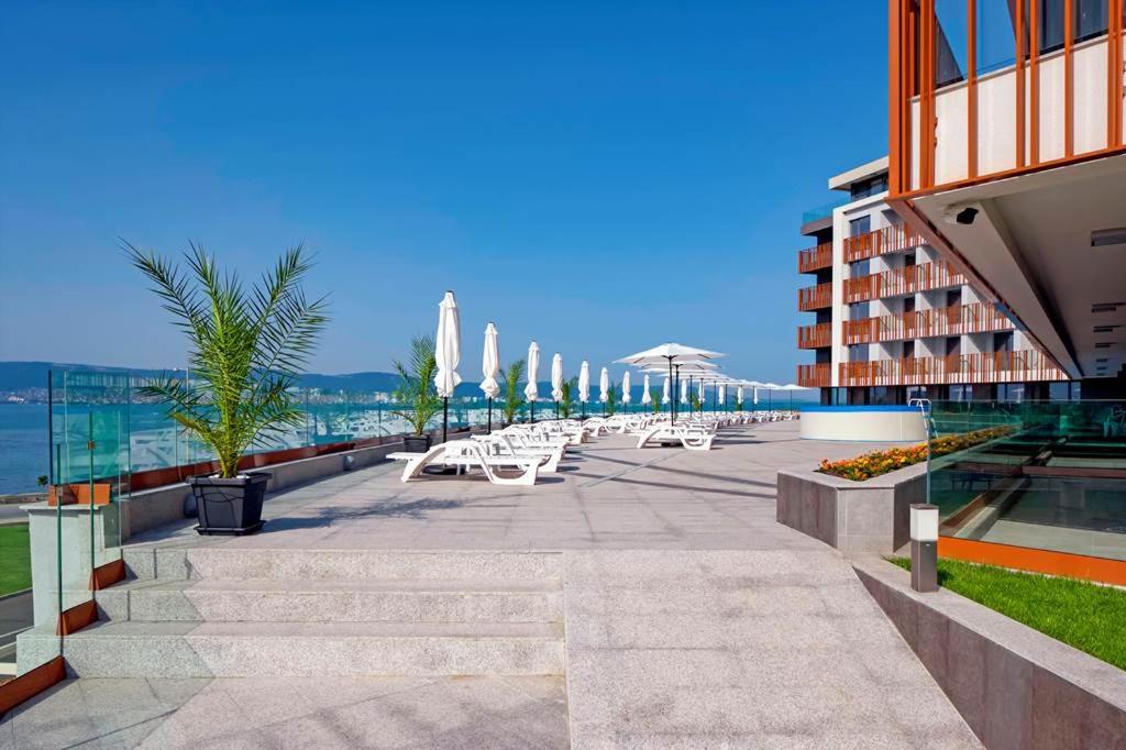 Private apartment in Paradiso Aparthotel - Black Sea