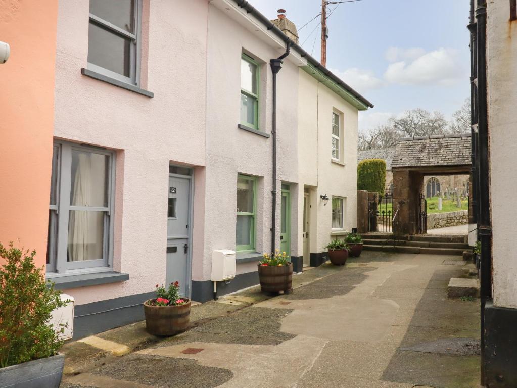 Church Cottage, Newton Abbot (updated prices 2024)