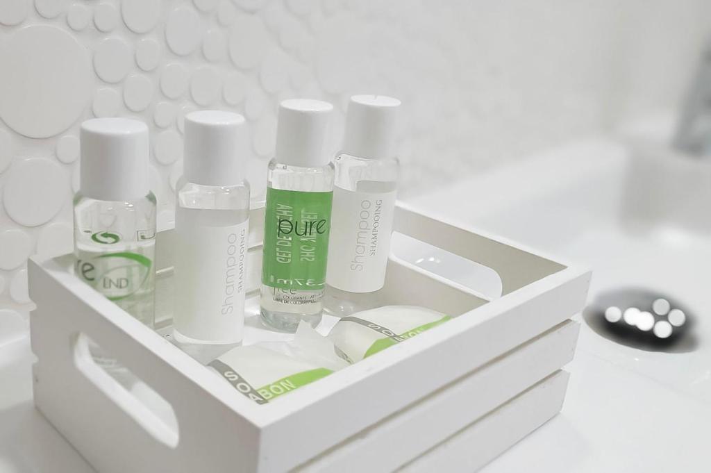 La Boutique Puerta Osario - Resim 24