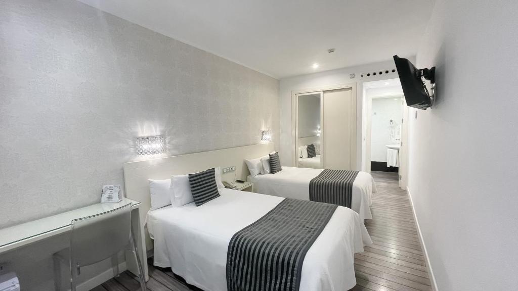 La Boutique Puerta Osario - Resim 2