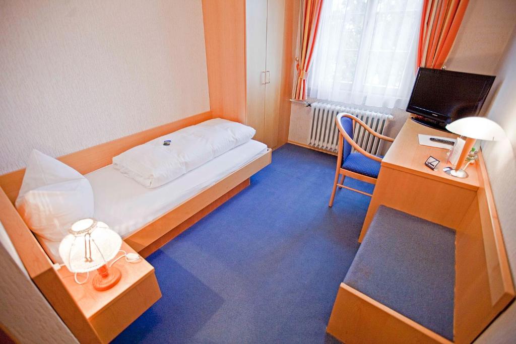 Hotel Gasthof Engel - 单人间