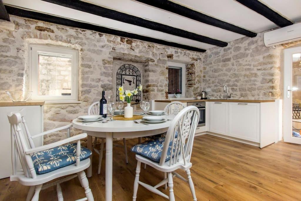 Fotografie z fotogalerie ubytování Captain's Lodge v destinaci Tribunj