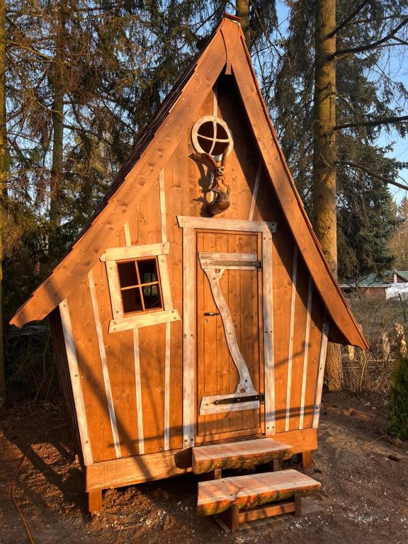 ノイルピーンにあるMärchenhütte- Campen am Wald und Seeの鶏小屋
