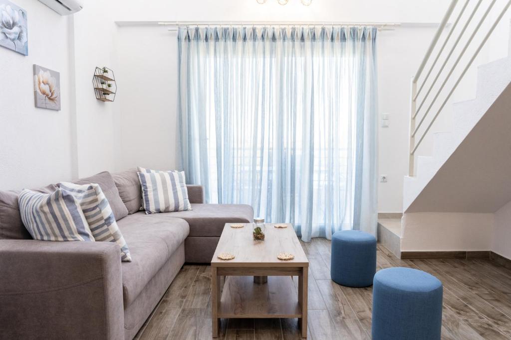 Posezení v ubytování Nefeli & Nefeli Luxury Residential Complexes