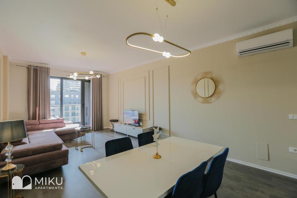 Miku Apartment - Luxurious 2Bedroom At Olympic Residence - Image 11