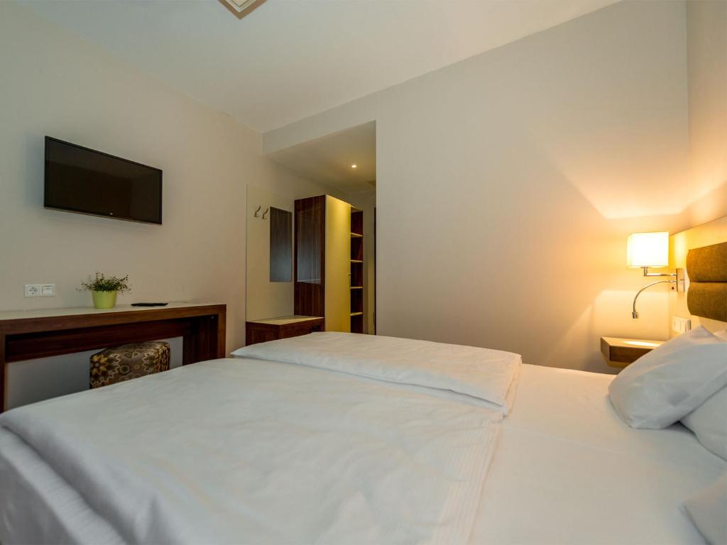 Hotel Nordhausen - Double Or Twin Room
